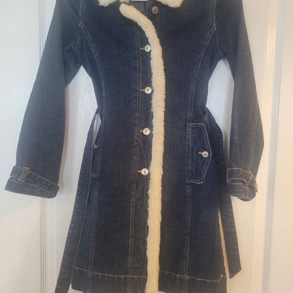 Tommy girl, long denim coat. Girls size medium - Picture 5 of 8